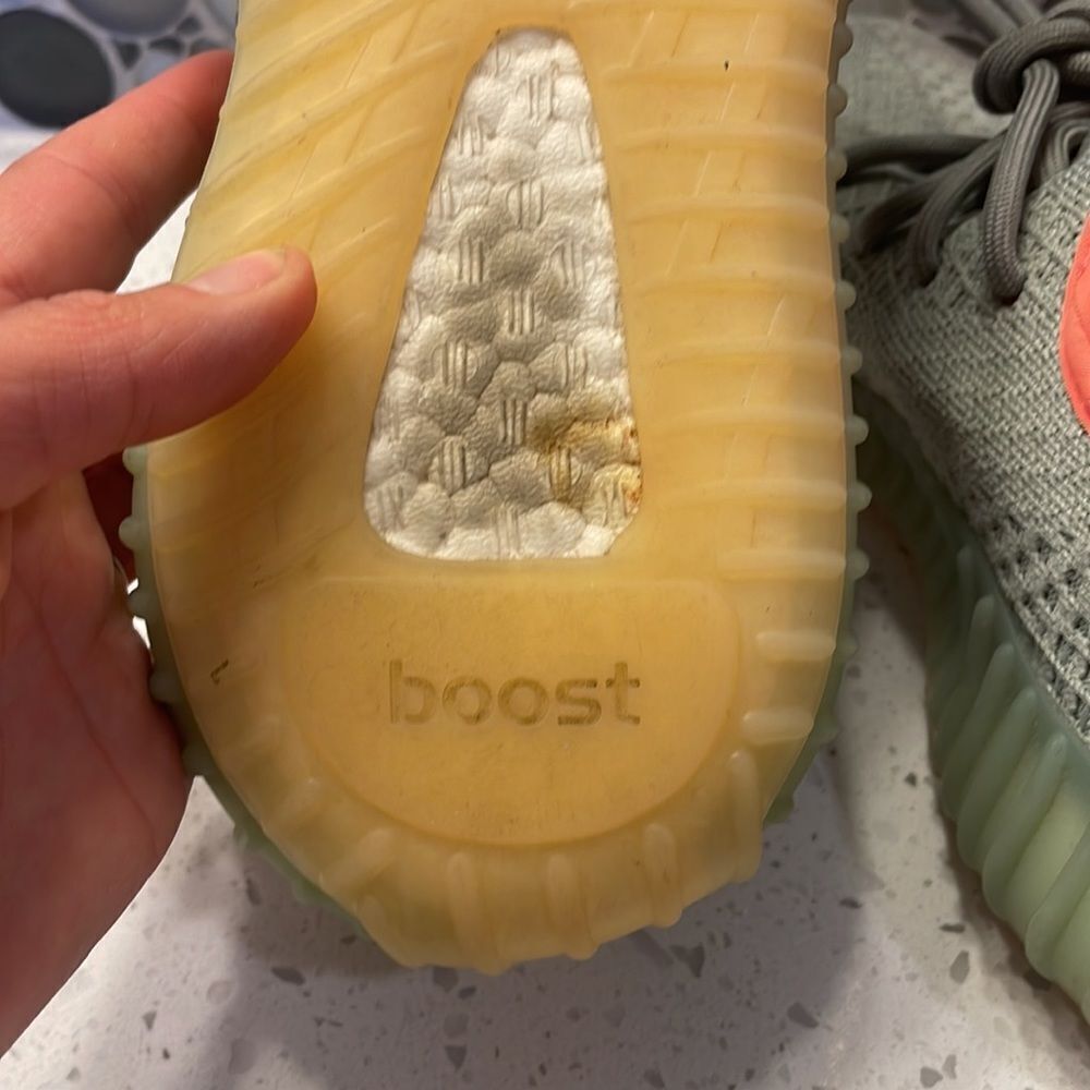 YEEZY boost woman’s  tennis shoes. - Picture 11 of 13